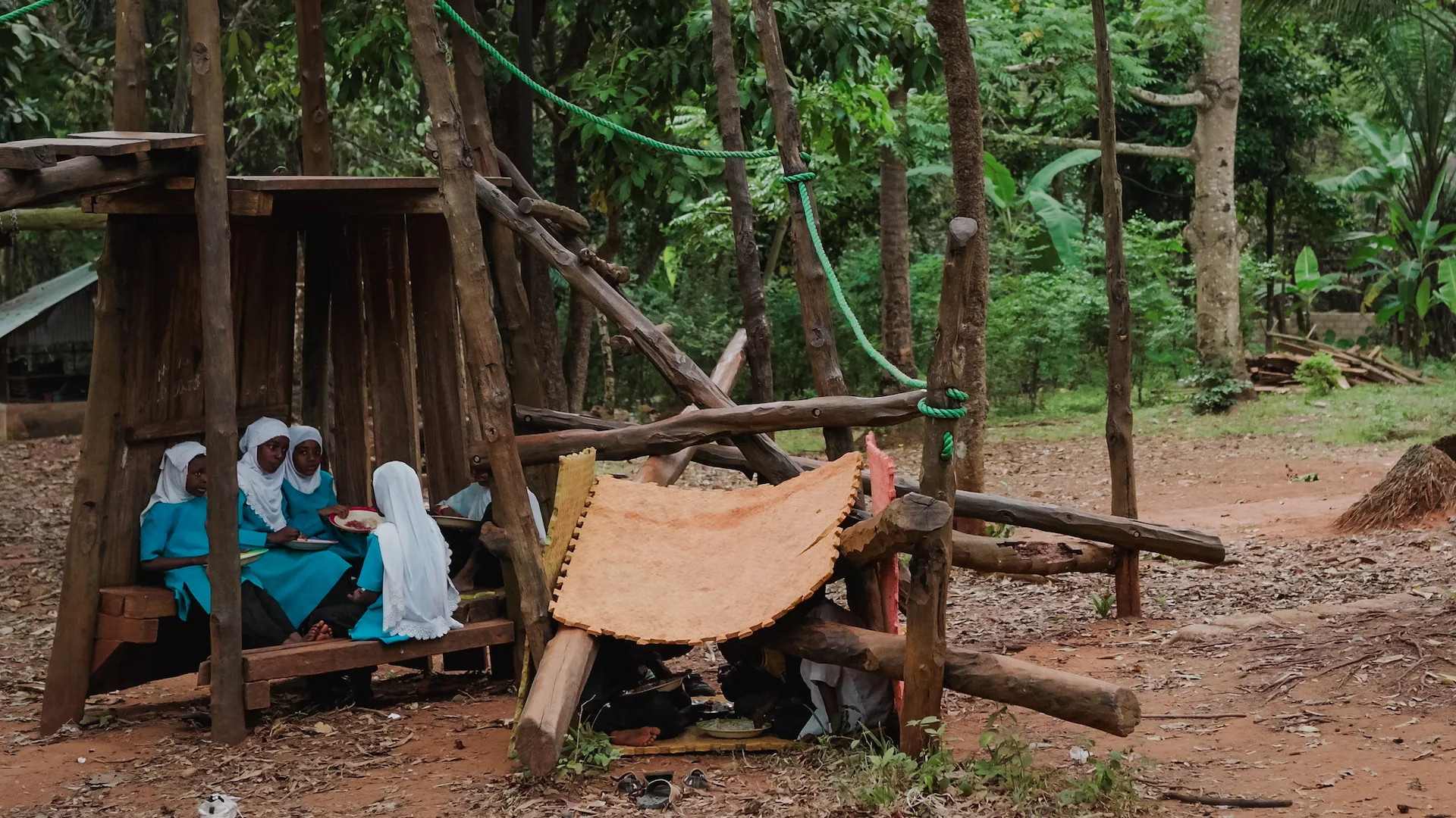 creative-education-fund-zanzibar-playground