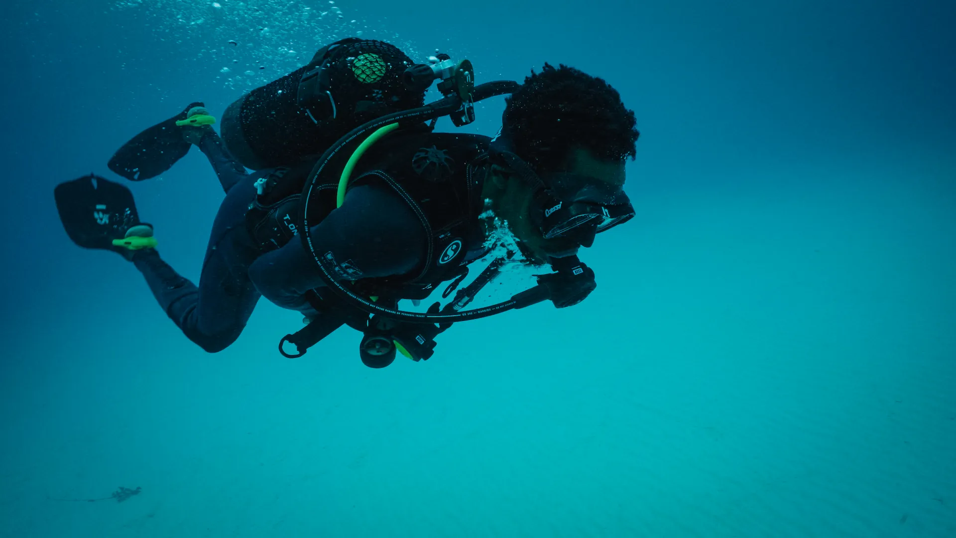 under-the-wave-scuba