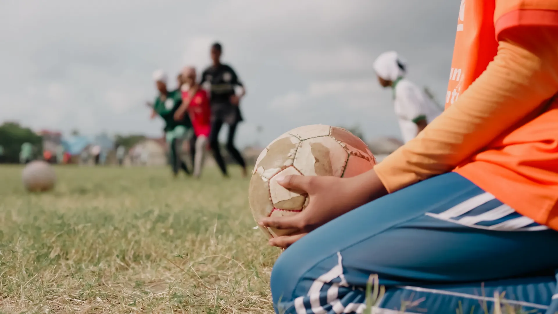 weza-girls-holding-ball