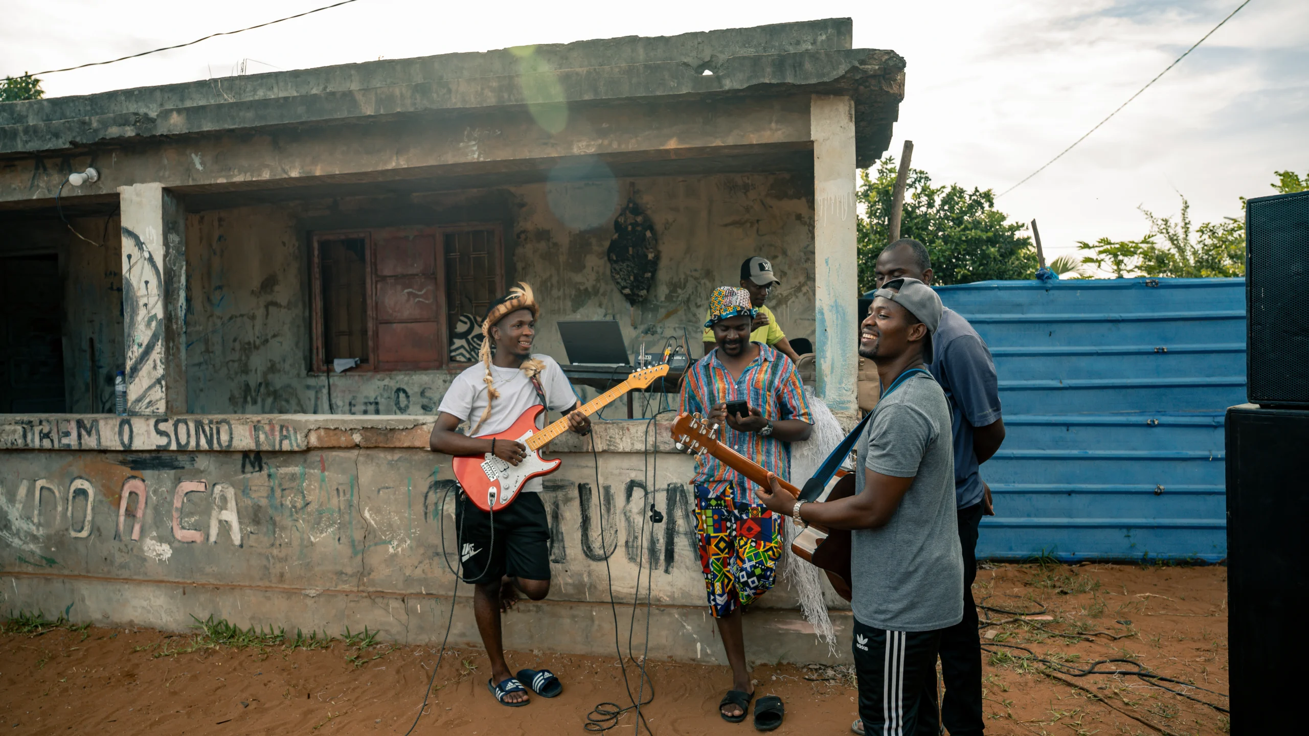 kym-rapier-foundation-ntseko-gallery-men-guitars-band-01